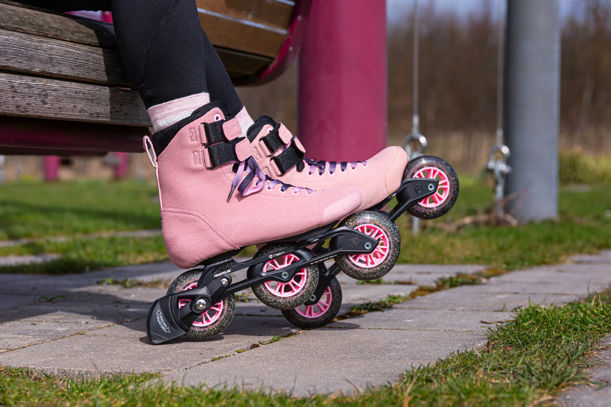 SKA510212 POWERSLIDE Pheme Fresa 100 | Trinity X | Fitness Inlineskates Trinity X Fitness Inlineskate Fitness Inlineskates Inlineskates Sport Inline Skates Rollerblades Urban Inline Skating Urban Inline Skating Freeskates Trainng Skates Strecken Skates Trinity Skates Einsteiger Beginner Inlineskates Inliner Fitness Inliner City Skates Fitness Inliner Sport Skates Sport Inliner Rollerblades Rollerblading Lörrach Freiburg Basel Inliner Skateschule und Skateshop Weil am Rhein SkaMiDan Deutschland Germany