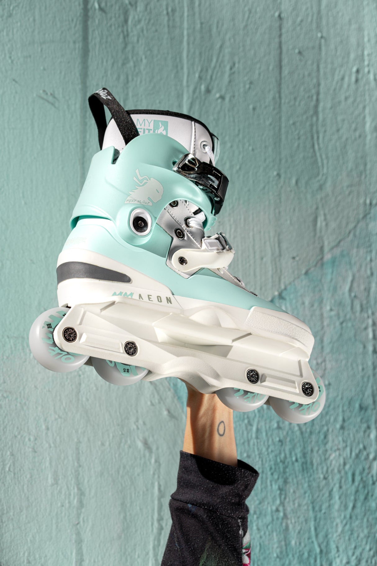 SKA710179 USD Aeon 60 Mery Munoz Pro Unibody Aggressive Inlineskates Inlineskates Rollerblades Aggressive Skates Stunt Skates Rollerblading Aggressive Inline Best Aggressive Skates 2021 Top Stunt Skates USD Aeon Skates USD Aeon 60 Inliner Sport Skates Sport Inliner Rollerblades Rollerblading Lörrach Freiburg Basel Inliner Skateschule und Skateshop Weil am Rhein SkaMiDan Deutschland Germany