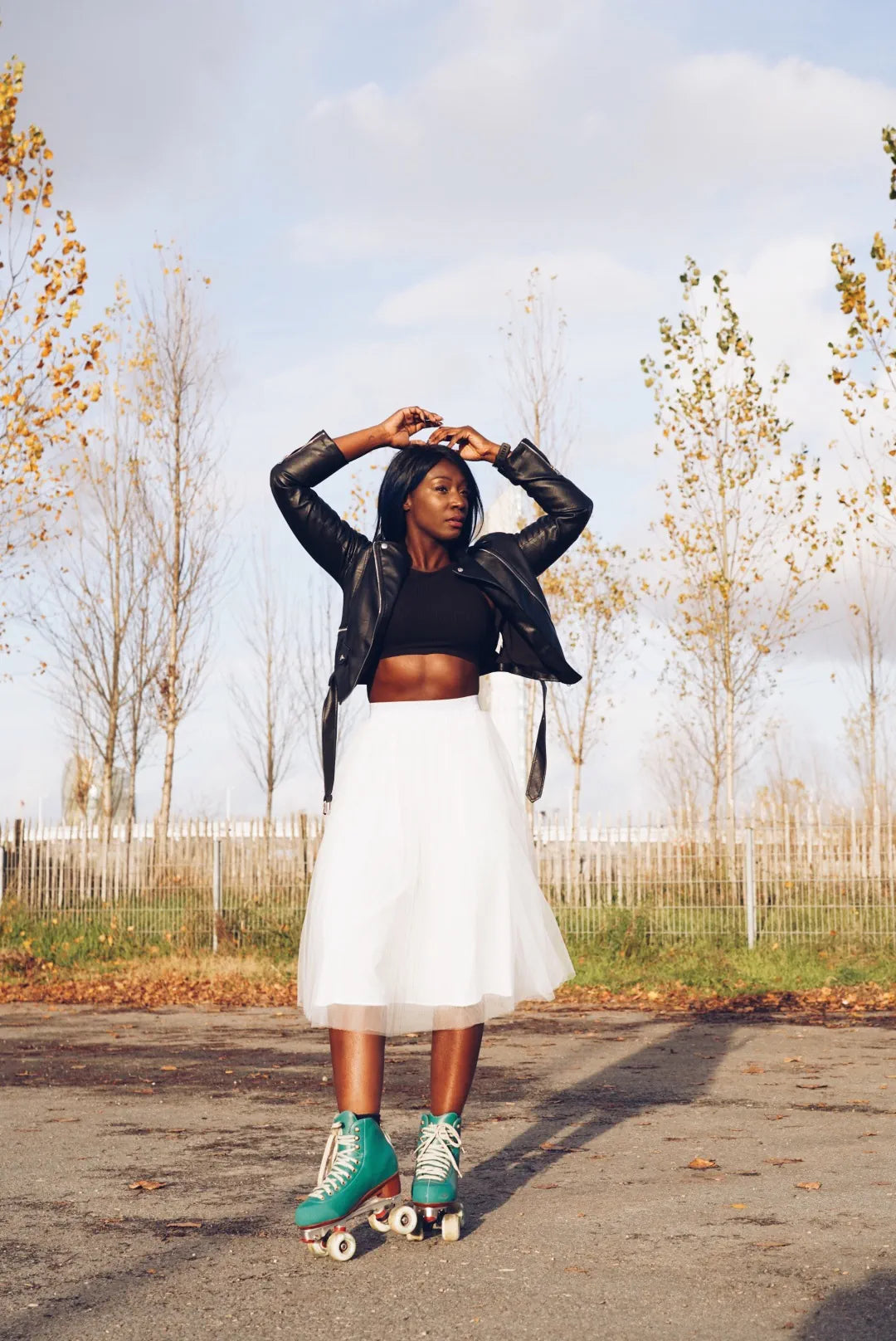 SKA810661 CHAYA Melrose Premium Juniper Green Lifestyle Roller Skates Rollschuhe Park Tanz Rollschuhe Barbie Park Quad Skates Roller Skates Lifestyle Rollschuhe Skatepark Rollschuhe Chaya Quad Skates Aggressive Quad Skates Rollschuhe Stunt Rollschuhe Rollkunstlauf Rollschuhe Rollerskates Schwarze Rollschuhe Lifestyle Rollschuhe Roller Skating Quad Skating Skateschule und Skateshop Weil am Rhein SkaMiDan Lörrach Freiburg Basel Deutschland Germany