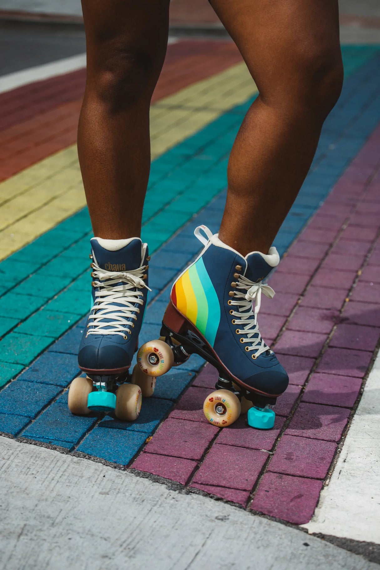 SKA810663 CHAYA Melrose Elite Love is Love Roller Skates Lifestyle Rollschuhe Park Tanz Rollschuhe Barbie Park Quad Skates Roller Skates Lifestyle Rollschuhe Skatepark Rollschuhe Chaya Quad Skates Aggressive Quad Skates Rollschuhe Stunt Rollschuhe Rollkunstlauf Rollschuhe Rollerskates Schwarze Rollschuhe Lifestyle Rollschuhe Roller Skating Quad Skating Skateschule und Skateshop Weil am Rhein SkaMiDan Lörrach Freiburg Basel Deutschland Germany
