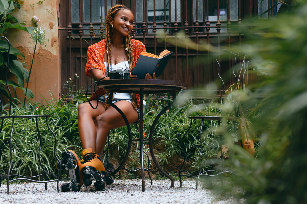 SKA810669 CHAYA Voyager Vintage Roller Skates Lifestyle Rollschuhe Chaya Quad Skates Dance Quad Skates Rollschuhe Tanz Rollschuhe Rollkunstlauf Rollschuhe Rollerskates Schwarze Rollschuhe Lifestyle Rollschuhe Roller Skating Quad Skating Skateschule und Skateshop Weil am Rhein SkaMiDan Lörrach Freiburg Basel Deutschland Germany