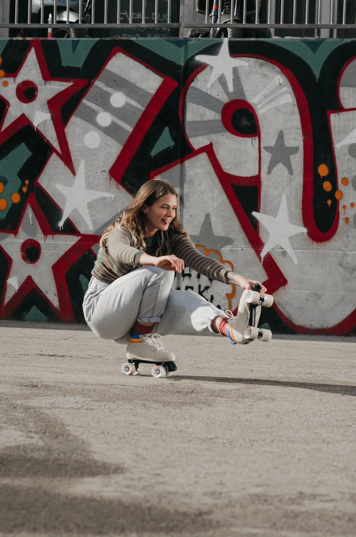 SKA810672 CHAYA Sunset Beach Vintage Roller Skates Lifestyle Rollschuhe Chaya Quad Skates Dance Quad Skates Rollschuhe Tanz Rollschuhe Rollkunstlauf Rollschuhe Rollerskates Schwarze Rollschuhe Lifestyle Rollschuhe Roller Skating Quad Skating Skateschule und Skateshop Weil am Rhein SkaMiDan Lörrach Freiburg Basel Deutschland Germany