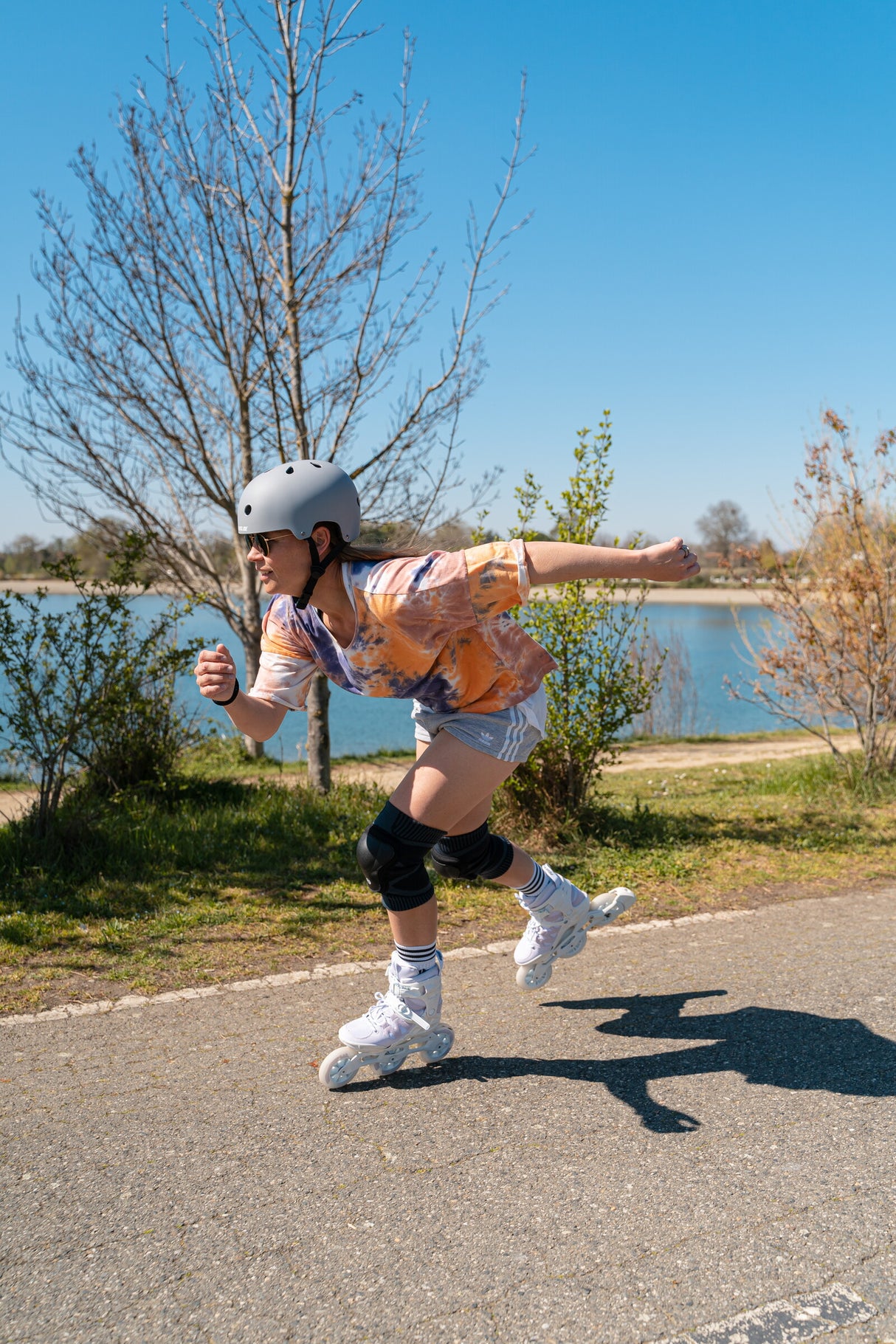 SKA903280 POWERSLIDE Urban Dark Grey Skatehelm XXII Stunt Skatehelm Größenverstellbar protectors skate helmet aggressive helmet wind helmet skatehelm surzhelm radhelm fahrradhelm sporthelm schutzhelm Skate Schützer Inliner Schützer Schutzausrüstung Fingerschutz Handschuhe inline skating inliner inlineksaten rollerbladen rollerskaten Inlineskates Rollerblades Fitness Skates Slalom Skates rollerblades rollerblading inline skating Lörrach Freiburg Basel Inliner Skateschule und Skateshop Weil am Rhein SkaMiDan