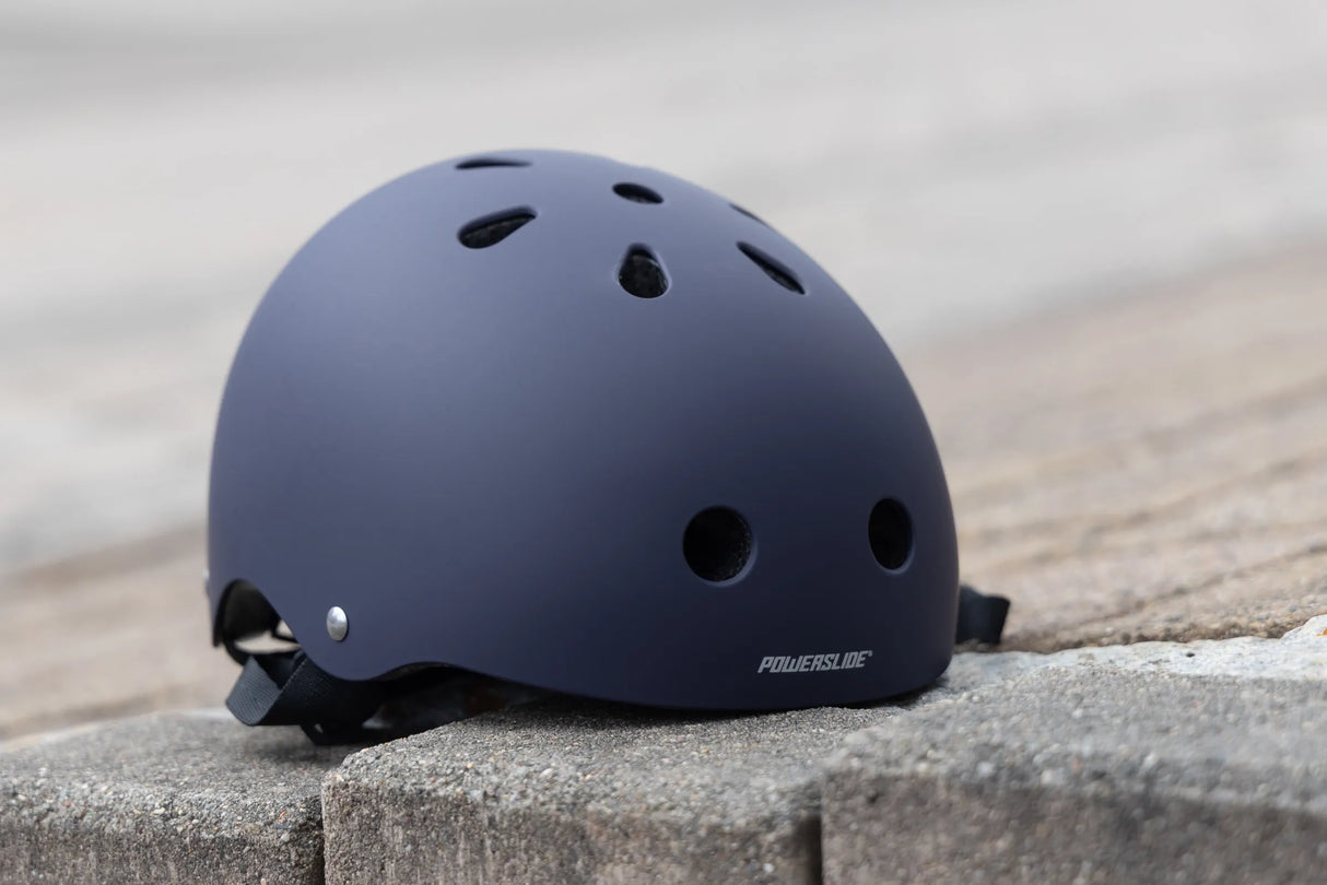 SKA903330 POWERSLIDE Allround Adventure Awesome Violet | Violett | Größenverstellbar | Kinder + Erwachsene | Stunt Skatehelm Skatehelm Kopf Rennhelm Fahrradhelm Radhelm Bike Helm Stunt Helm Skatehelm Stunt Skatehelm Größenverstellbar protectors skate helmet aggressive helmet wind helmet skatehelm surzhelm radhelm fahrradhelm sporthelm schutzhelm Skate Schützer Inliner Schützer Schutzausrüstung Fingerschutz Handschuhe inline skating inliner inlineksaten rollerbladen rollerskaten Inlineskates Rollerblades Fit