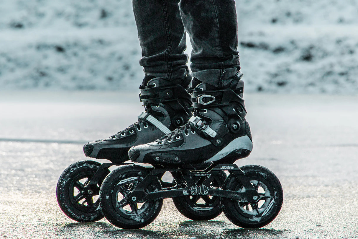 SKA908243 POWERSLIDE Edge 150 Frameset | 2x150mm | AL 6061 aircraft | Trinity | Offroad Inline Skating Inlineskates Urban Inline Rollen Offroad Inlineskates Trinity X Offroad Inline Skating Off-road inline skates offroad inliner SUV skates SUV Rollerblades SUV Inlnineskates SUV Air Wheels Air Rims Air Tire Off-Road Skating SUV Skating Off road inline skating off road blading Urban Inlineskate Fitness Inlineskates Inlineskates Sport Inline Skates Rollerblades Urban Inline Skating Urban Inline Skating Freeska