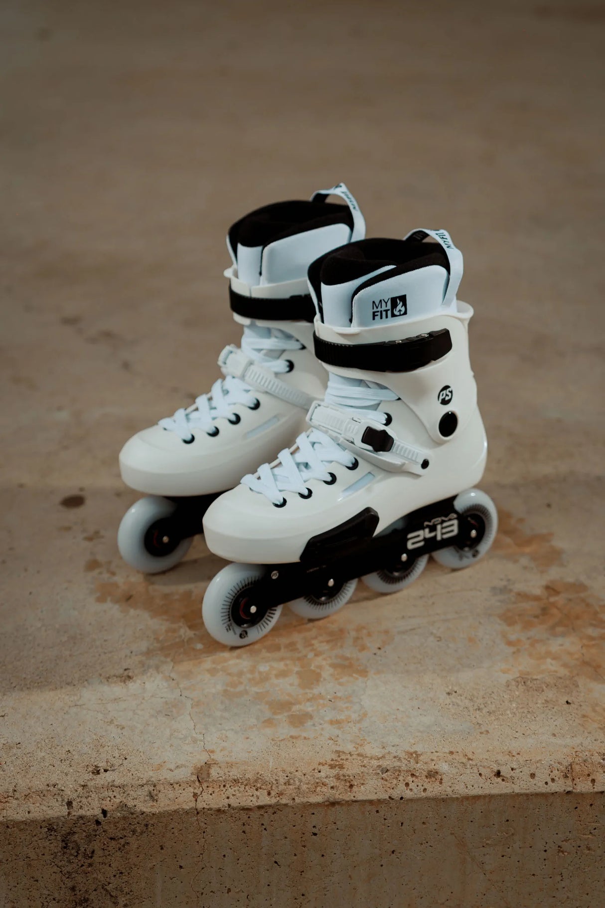 SKA908433 POWERSLIDE Zoom Pro Nova 80 | Trinity X | Urban Inlineskates Urban Inlineskate Freestyle Skates Fitness Inlineskates Inlineskates Sport Inline Skates Rollerblades Urban Inline Skating Urban Inline Skating Freeskates Trainng Skates Strecken Skates Trinity Skates Einsteiger Beginner Inlineskates Inliner Fitness Inliner City Skates Fitness Inliner Sport Skates Sport Inliner Rollerblades Rollerblading Lörrach Freiburg Basel Inliner Skateschule und Skateshop Weil am Rhein SkaMiDan Deutschland Germany