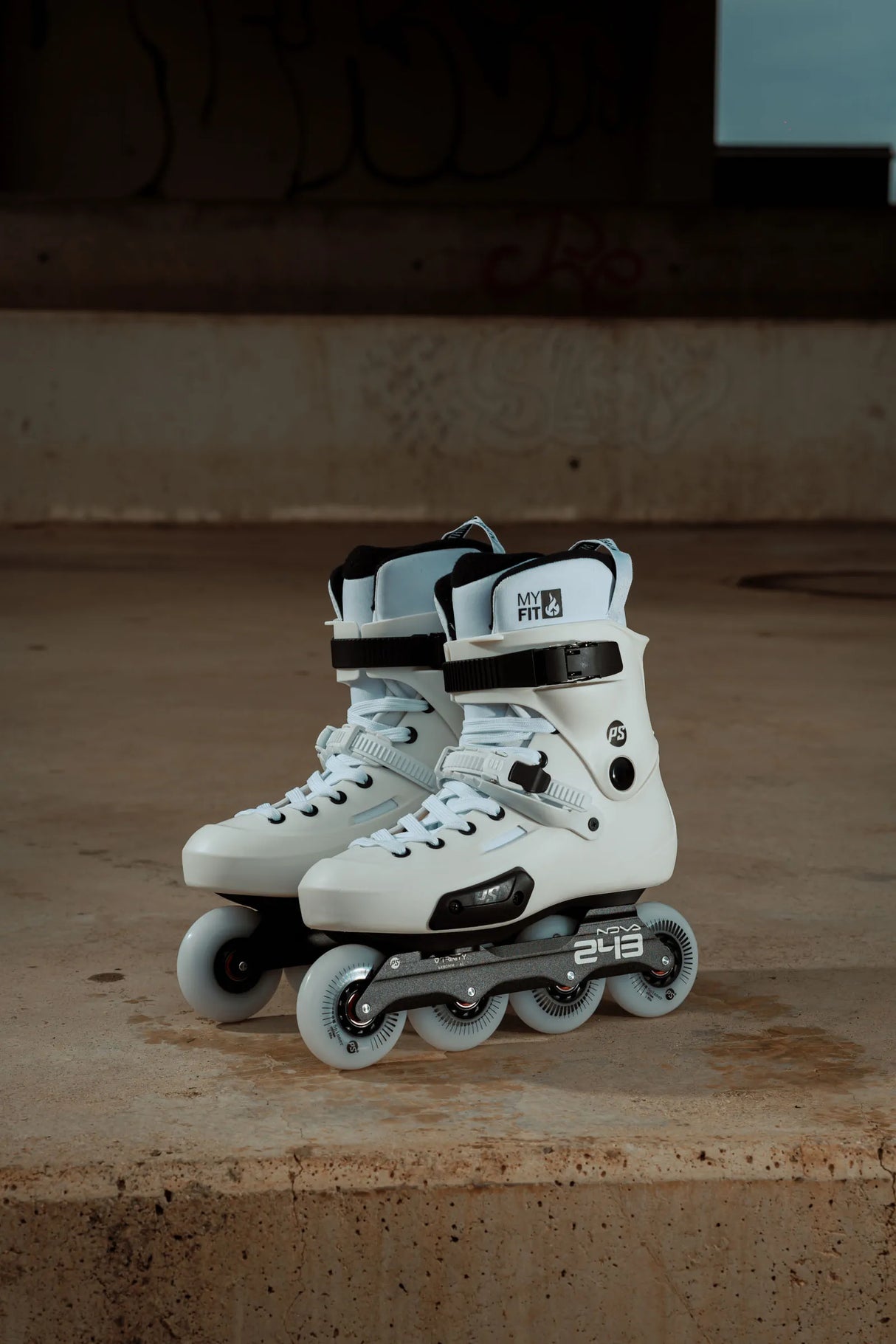 SKA908433 POWERSLIDE Zoom Pro Nova 80 | Trinity X | Urban Inlineskates Urban Inlineskate Freestyle Skates Fitness Inlineskates Inlineskates Sport Inline Skates Rollerblades Urban Inline Skating Urban Inline Skating Freeskates Trainng Skates Strecken Skates Trinity Skates Einsteiger Beginner Inlineskates Inliner Fitness Inliner City Skates Fitness Inliner Sport Skates Sport Inliner Rollerblades Rollerblading Lörrach Freiburg Basel Inliner Skateschule und Skateshop Weil am Rhein SkaMiDan Deutschland Germany