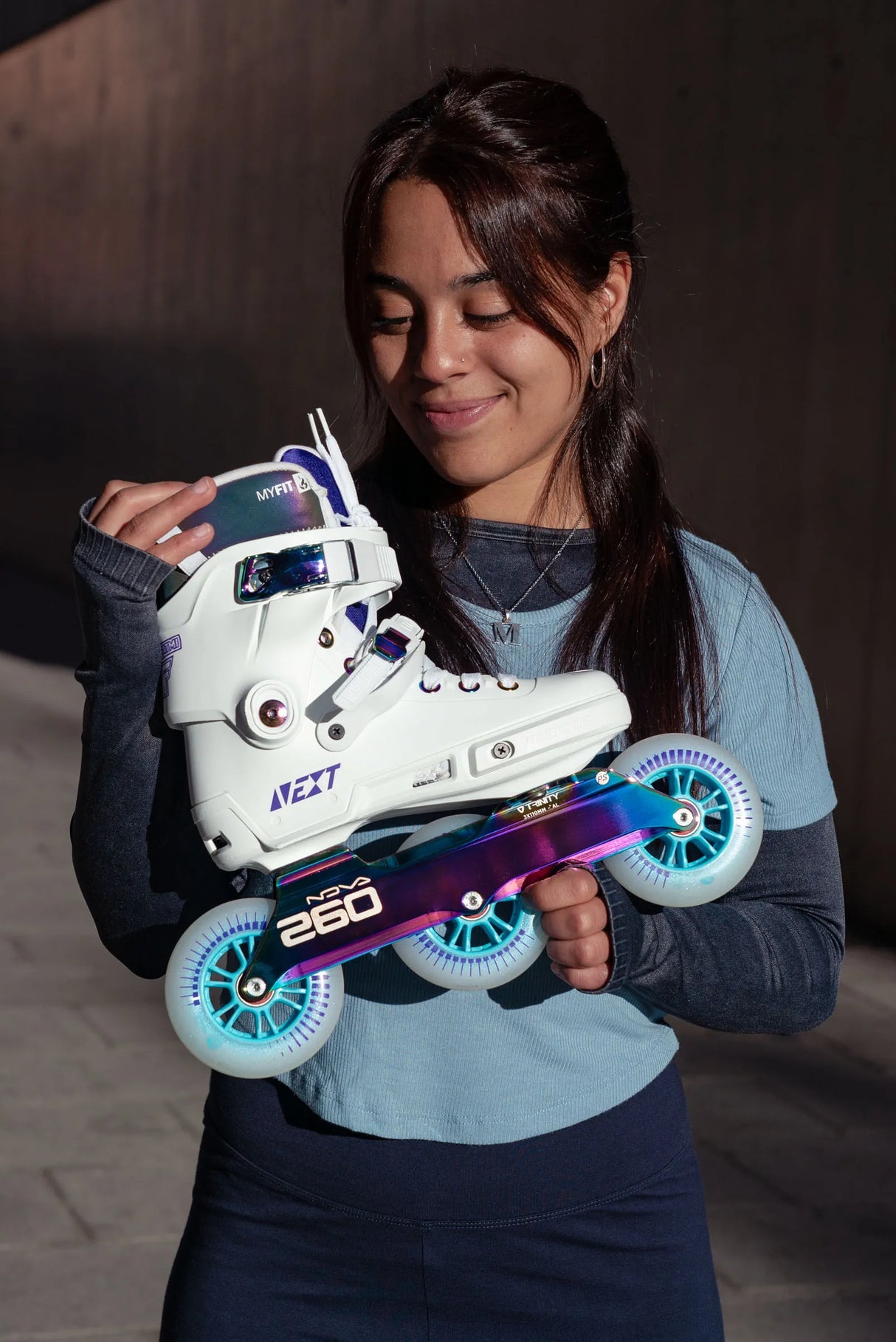 SKA908448 POWERSLIDE Next Miriam Fatmi Pro 100 | Trinity X | Urban Inlineskates Urban Inlineskate Freestyle Skates Fitness Inlineskates Inlineskates Sport Inline Skates Rollerblades Urban Inline Skating Urban Inline Skating Freeskates Trainng Skates Strecken Skates Trinity Skates Einsteiger Beginner Inlineskates Inliner Fitness Inliner City Skates Fitness Inliner Sport Skates Sport Inliner Rollerblades Rollerblading Lörrach Freiburg Basel Inliner Skateschule und Skateshop Weil am Rhein SkaMiDan Deutschland