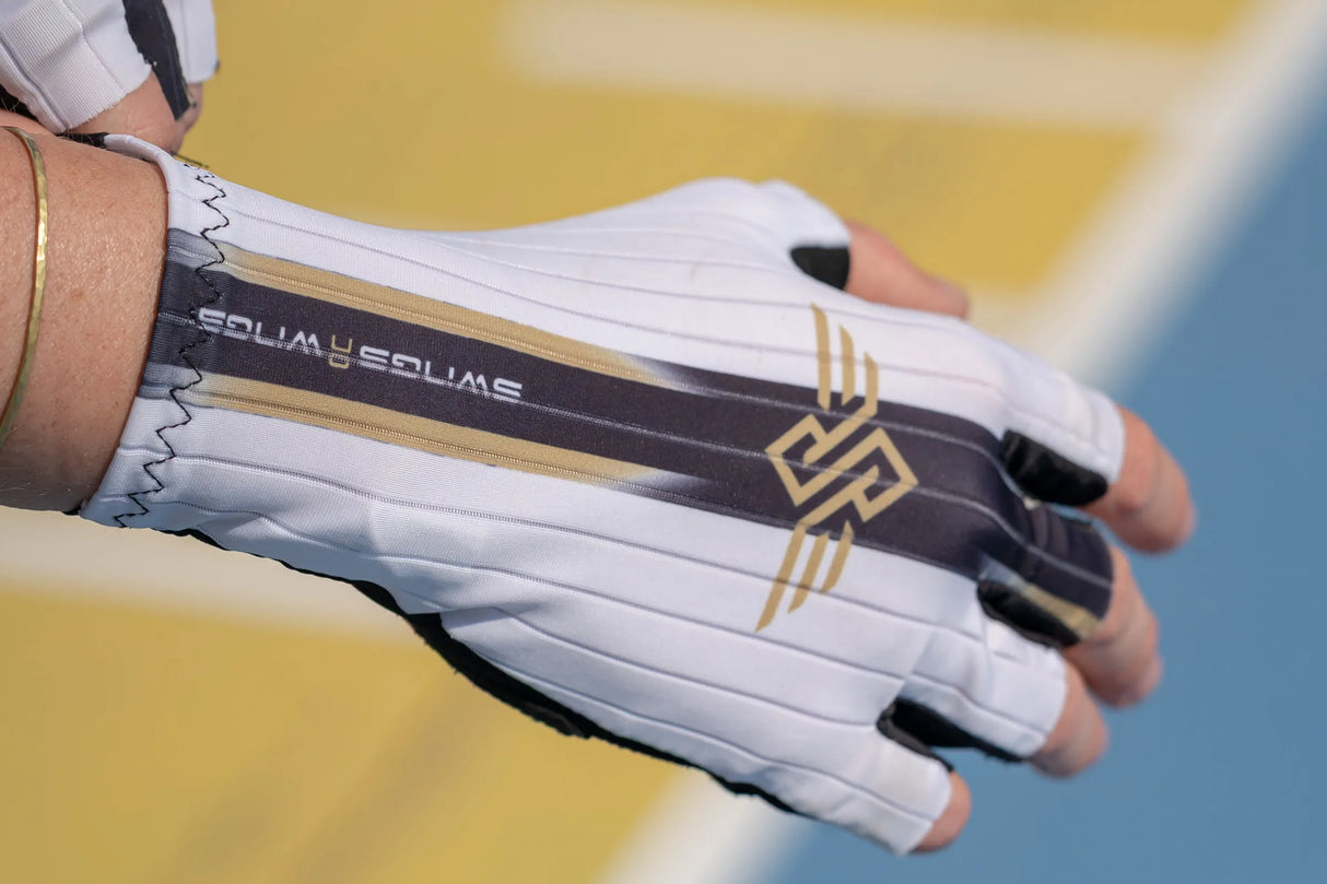 SWINGS Aero Gloves White | Hand protectors without plastic cap