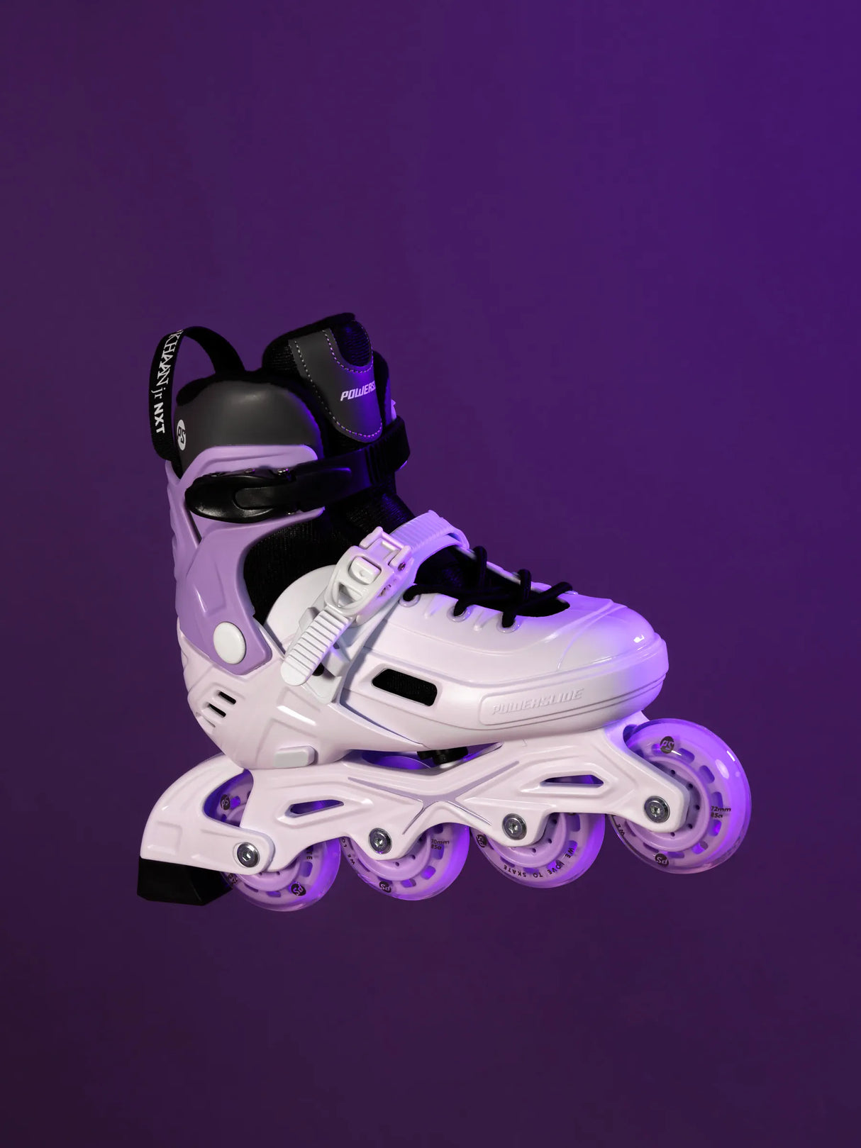 SKA940701 POWERSLIDE Khaan Junior NXT White adj | Weiß + Lila | Kinder Inlineskates | Größenverstellbar | Größenverstellbar für Kinder Inlineskates Kinder Inliner Kids Skates Rollerblades Inlineskates für Kinder Junior Skates Verstellbare Skates Größenverstlelbare Inlineskates für Kinder Kinder Inliner Kids Inliner Kids Rollerblades Urban Inline Skating Urban Inline Skating Freeskates City Skates Fitness Inliner Sport Skates Sport Inliner Rollerblades Rollerblading Lörrach Freiburg Basel Inliner Skateschule