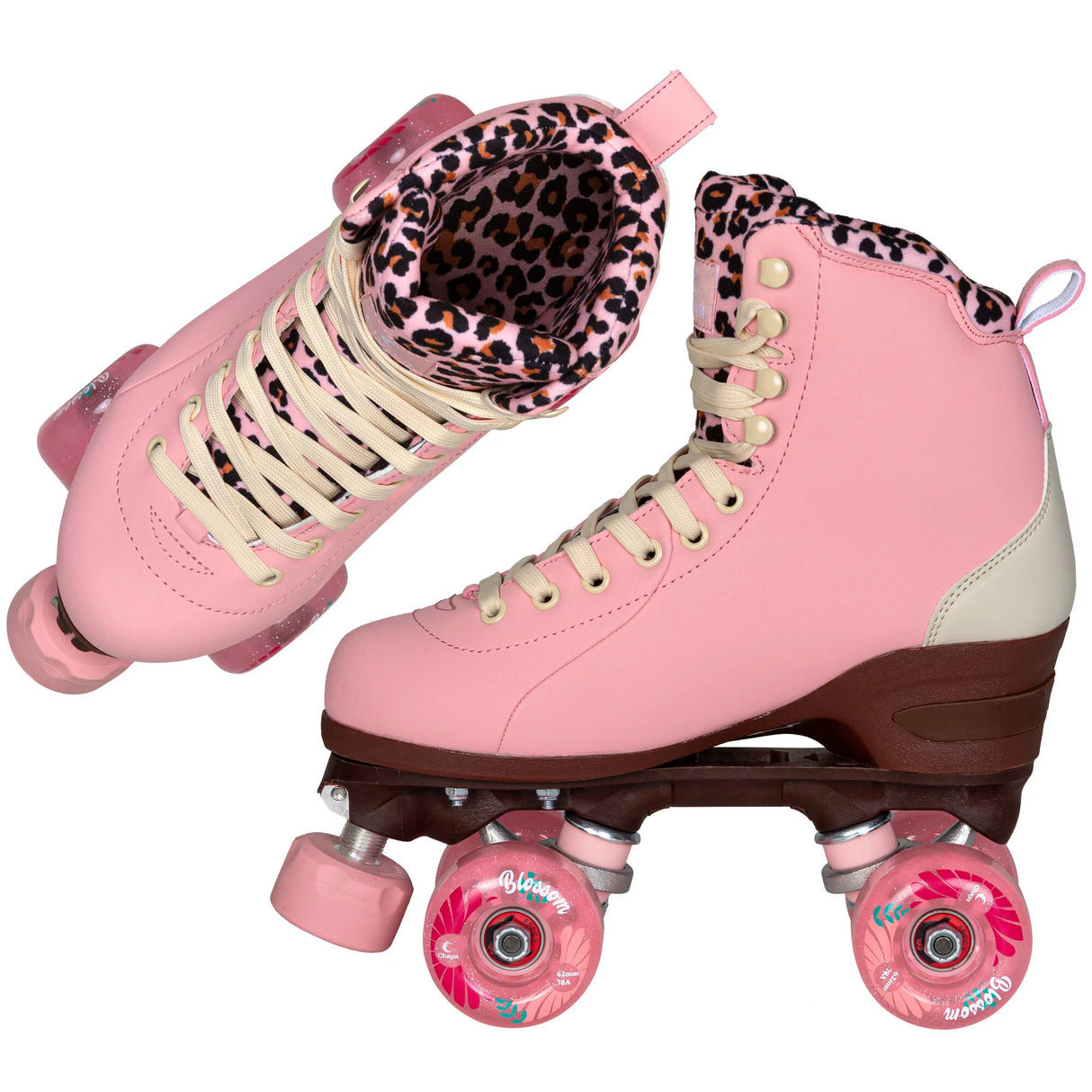 SKA810801 CHAYA Miyu Pink Leopard Roller Skates | Pinke Rollschuhe | Lifestyle Rollschuhe Skates Plates Roller Skates Skatepark Rollschuhe Chaya Quad Skates Aggressive Quad Skates Rollschuhe Stunt Rollschuhe Rollkunstlauf Rollschuhe Rollerskates Schwarze Rollschuhe Lifestyle Rollschuhe Roller Skating Quad Skating Skateschule und Skateshop Weil am Rhein SkaMiDan Lörrach Freiburg Basel Deutschland Germany