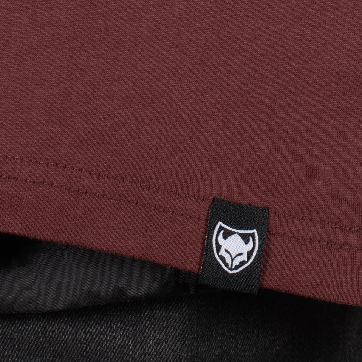 SKA00084120000300020213 TSG T-Shirt Pocket Label | Blau oder Rot | 100% Baumwolle | Street Wear T-Shirts Hoodies Shorts Pants Lockere Kleidung für Skater und Alltag Hochwertige Skate Kleidung Baumwolle Merch Skater Skatebrands Lässige Kleidung für Skater Lörrach Freiburg Basel Inliner Skateschule und Skateshop Weil am Rhein SkaMiDan Deutschland Germany