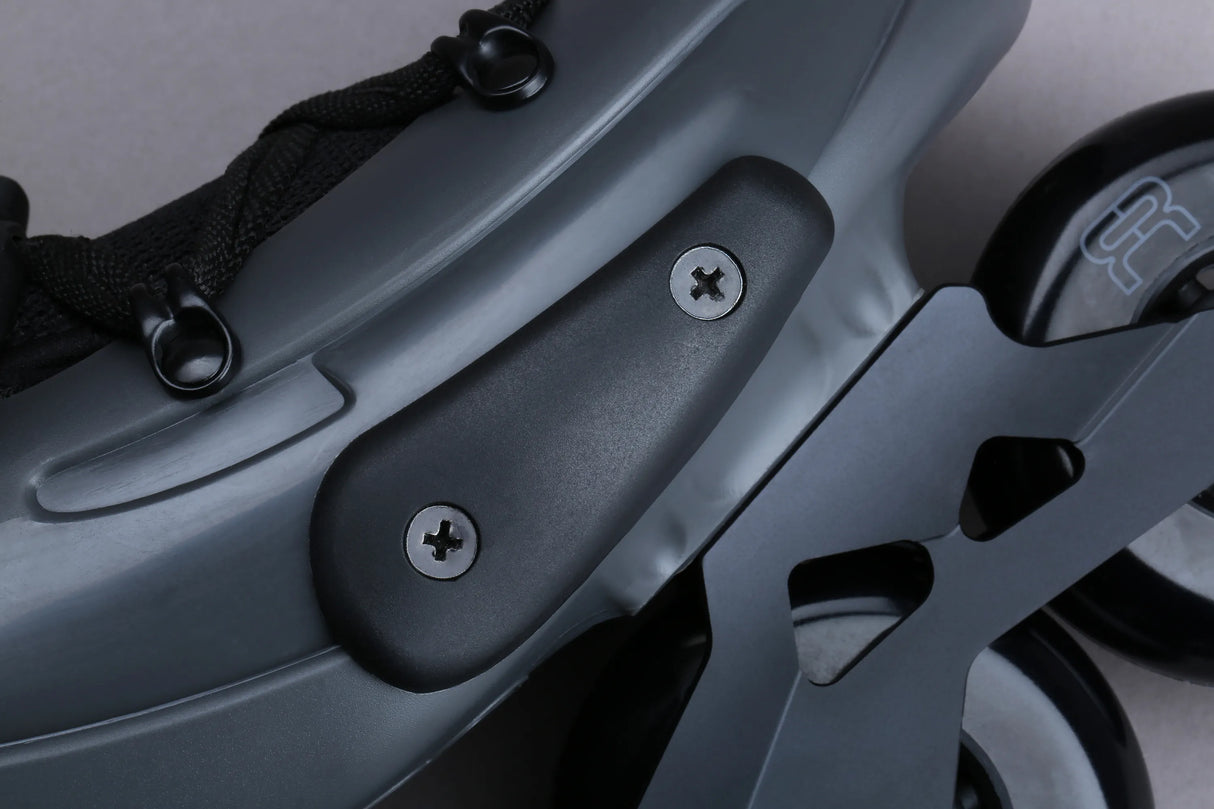 SKA24FRSK-FR180-GBK FR Skates FR1 80 – Grey | 165mm Dual Point Mounting | Urban & Freestyle Inlineskates Freestyle Slalom Skates Freestyle & Urban Inlineskates Fitness Inlineskates Inlineskates Sport Inline Skates Rollerblades Urban Inline Skating Urban Inline Skating Freeskates Trainng Skates Strecken Skates Trinity Skates Einsteiger Beginner Inlineskates Inliner Fitness Inliner City Skates Fitness Inliner Sport Skates Sport Inliner Rollerblades Rollerblading Lörrach Freiburg Basel Inliner Skateschule und