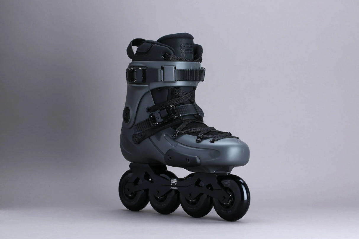 SKA24FRSK-FR180-GBK FR Skates FR1 80 – Grey | 165mm Dual Point Mounting | Urban & Freestyle Inlineskates Freestyle Slalom Skates Freestyle & Urban Inlineskates Fitness Inlineskates Inlineskates Sport Inline Skates Rollerblades Urban Inline Skating Urban Inline Skating Freeskates Trainng Skates Strecken Skates Trinity Skates Einsteiger Beginner Inlineskates Inliner Fitness Inliner City Skates Fitness Inliner Sport Skates Sport Inliner Rollerblades Rollerblading Lörrach Freiburg Basel Inliner Skateschule und