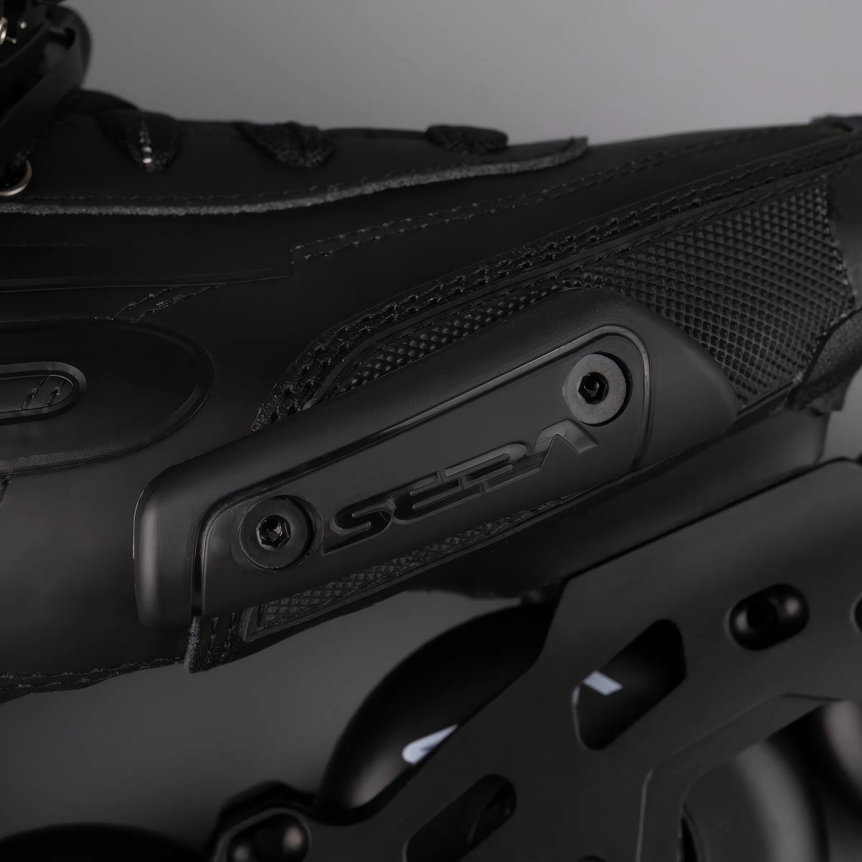 SKA24SSK-SHL80-BK-36 SEBA Skates High Light 80 – Black 2025 | 165mm Dual Point Mounting | Urban & Freestyle Inlineskates Freeskates inline trick skaten Urban Inlineskates Freestyle Inlineskates Free Skates Slalom Skates Freestyle Inlineskates Freestyle Rollerblades Slalom Blades Urban Inlineskates Freeskates Fitness Inlineskates Inlineskates Sport Inline Skates Rollerblades Urban Inline Skating Urban Inline Skating Freeskates Trainng Skates Strecken Skates Trinity Skates Einsteiger Beginner Inlineskates Inl