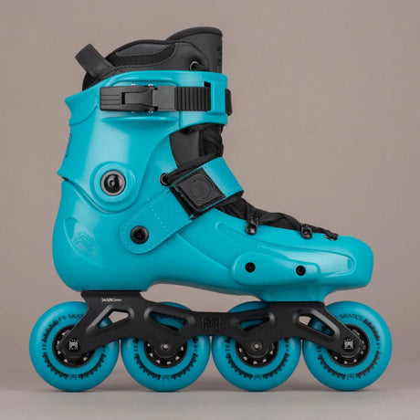 SKA25FRSK-FRX80-TL FR Skates FRX 80 – Teal 2025 Edition | 165mm Dual Point Mounting | Slalom Skates | Urban & Freestyle Inlineskates Freestyle Slalom Skates Freestyle & Urban Inlineskates Fitness Inlineskates Inlineskates Sport Inline Skates Rollerblades Urban Inline Skating Urban Inline Skating Freeskates Trainng Skates Strecken Skates Trinity Skates Einsteiger Beginner Inlineskates Inliner Fitness Inliner City Skates Fitness Inliner Sport Skates Sport Inliner Rollerblades Rollerblading Lörrach Freiburg Ba