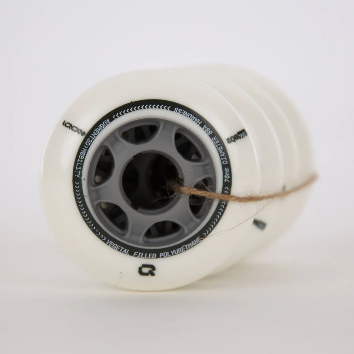SKA30176/4-Pack IQON EQO 76 Wheels PopCorn Compound | 76mm 88A | Aggressive & Urban Inline Rollen | Inline Skating Rollen Inline Skating Wheels Rollerblading Wheels Inline Skating Rollerblading Inlineskaterollen Skating Wheels for Rollerblader Rollen für Inlineskater Lörrach Freiburg Basel Inliner Richtige Größe right Size for Rollerblades Langhaltende Inlineskaterollen Longlasting Wheels for Rollerblading Skateschule und Skateshop Weil am Rhein SkaMiDan Deutschland Germany