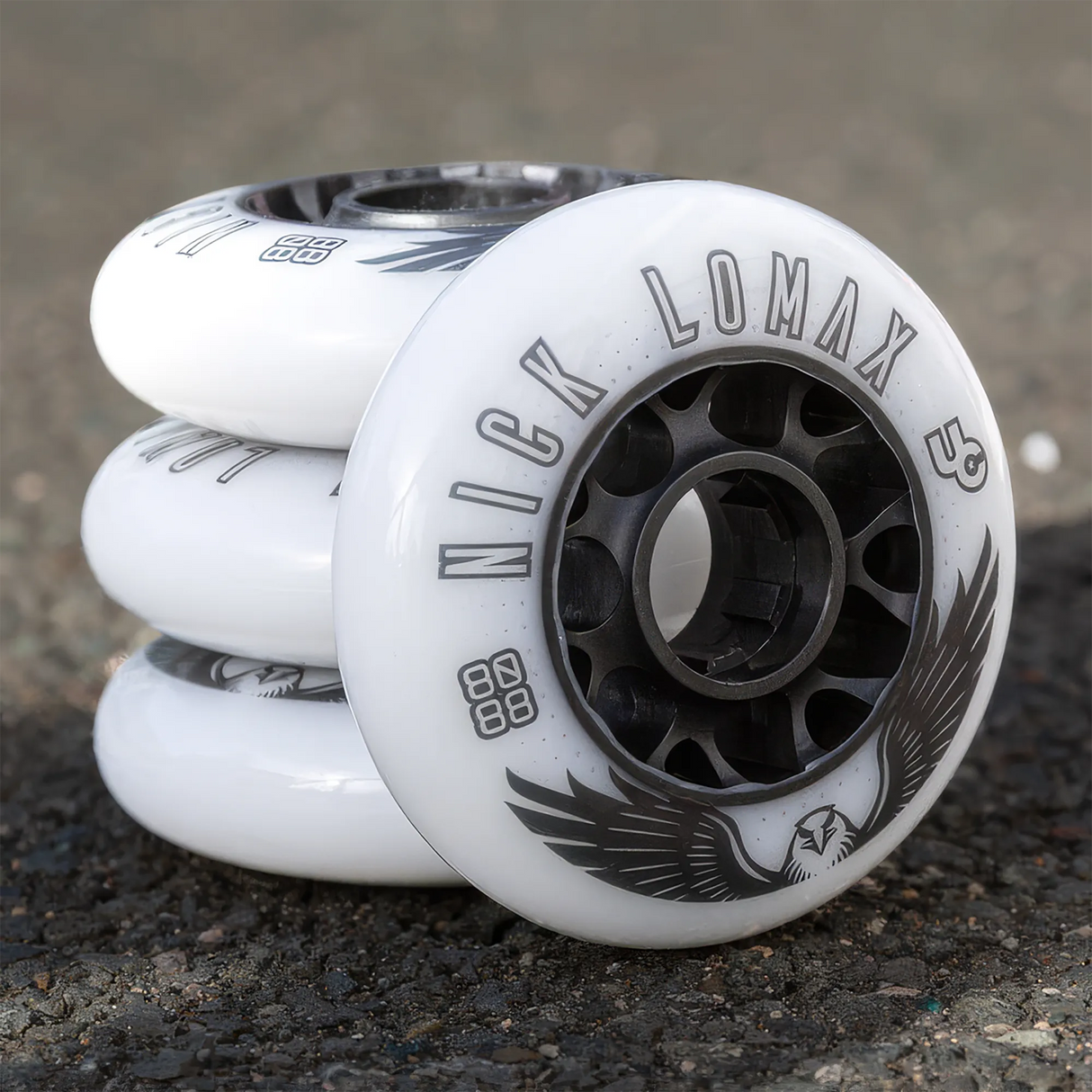 SKA406367 UNDERCOVER Nick Lomax Pro Wheels – 80mm 88A – Weiß-Schwarz | Undercover Rollen | Fitness, Freestyle & Urban Inline Rollen Inliner Freeride Wheels Rollerblading Downhill Inline Skating Skateschule Skateshop Weil am Rhein SkaMiDan Lörrach Freiburg Basel Deutschland Germany