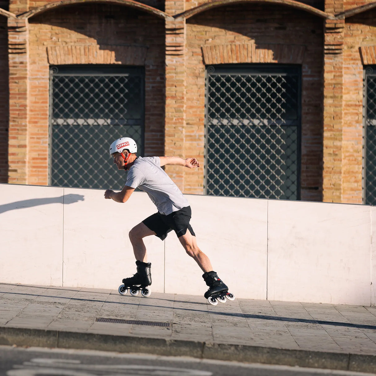 SKA880255 POWERSLIDE Zoom One Black 100 | Nietbefestigung | Auch für breite Füße geeignet | Urban Inlineskates Inline Skates Rollerblades Urban Inline Skating Urban Inline Skating Freeskates Trainng Skates Strecken Skates Trinity Skates Einsteiger Beginner Inlineskates Inliner Fitness Inliner City Skates Fitness Inliner Sport Skates Sport Inliner Rollerblades Rollerblading Lörrach Freiburg Basel Inliner Skateschule und Skateshop Weil am Rhein SkaMiDan Deutschland Germany