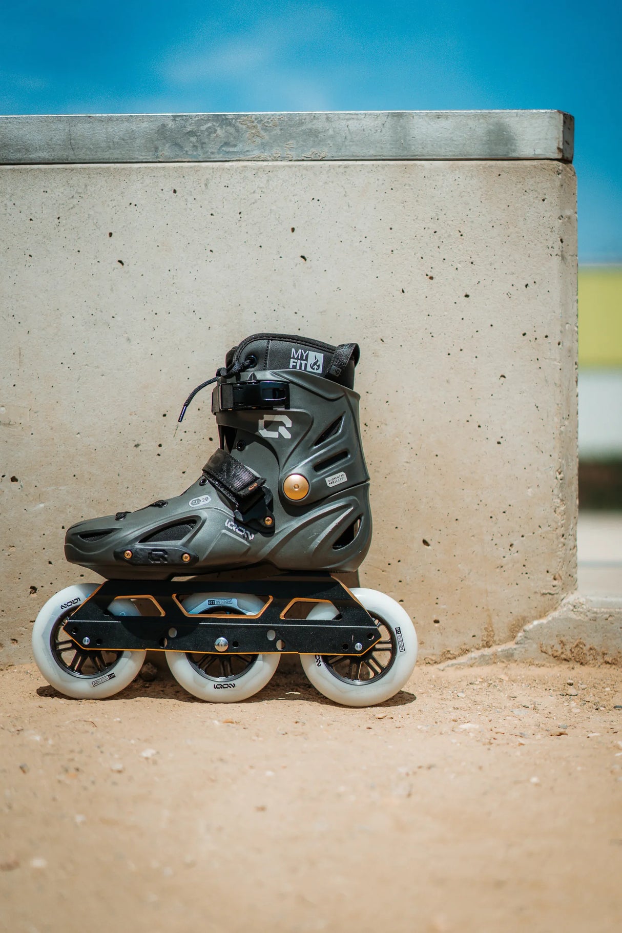 SKA10602 IQON CL 20 SKATE | Fitness Urbanskates | Inlineskate Urban | Inlineskates Sport Inline Skates Rollerblades Urban Inline Skating Urban Inline Skating Freeskates Trainng Skates Strecken Skates Trinity Skates Einsteiger Beginner Inlineskates Inliner Fitness Inliner City Skates Fitness Inliner Sport Skates Sport Inliner Rollerblades Rollerblading Lörrach Freiburg Basel Inliner Skateschule und Skateshop Weil am Rhein SkaMiDan Deutschland Germany