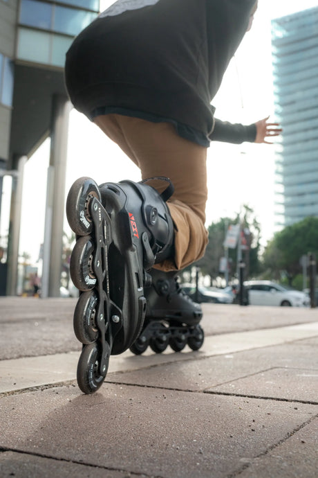 SKA908329 POWERSLIDE Next 80 Core Black Urban Inlineskates Inline Skating Inliner Skateshop und Skateschule Weil am Rhein SkaMiDan