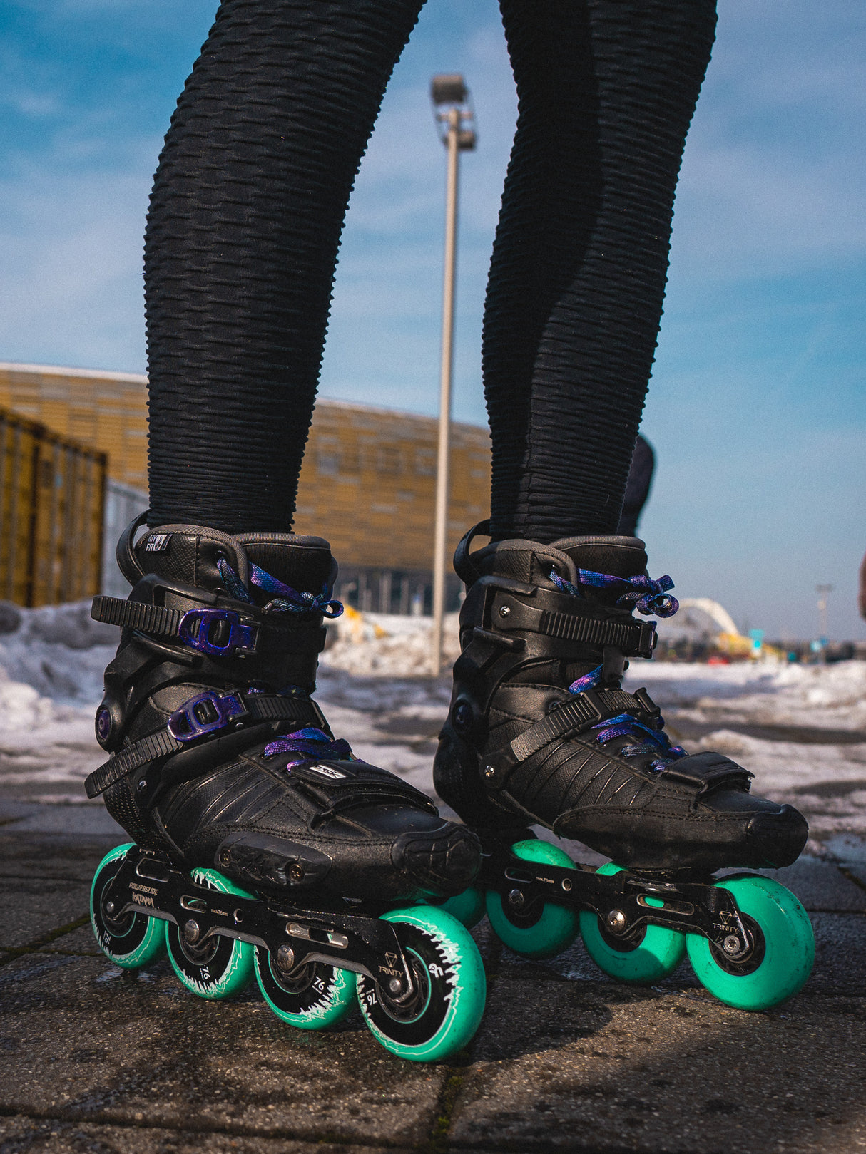 SKA406204 UNDERCOVER Cosmic Interference 76mm 86A Arctic Blue Aggressive Inline Rollen Rollerblading Stunt Skating Stuntrollen Trick Skating Inline Skating Aggressive Inline Skating Grinding grinden Skateschule und Skateshop SkaMiDan Weil am Rhein