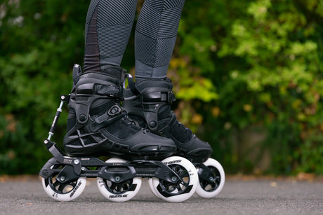 SKA940680 POWERSLIDE Phuzion Argon Syncro Black 110 | Trinity X | Fitness Inlineskates Trinity X Fitness Inlineskate Fitness Inlineskates Inlineskates Sport Inline Skates Rollerblades Urban Inline Skating Urban Inline Skating Freeskates Trainng Skates Strecken Skates Trinity Skates Einsteiger Beginner Inlineskates Inliner Fitness Inliner City Skates Fitness Inliner Sport Skates Sport Inliner Rollerblades Rollerblading Lörrach Freiburg Basel Inliner Skateschule und Skateshop Weil am Rhein SkaMiDan Deutschlan
