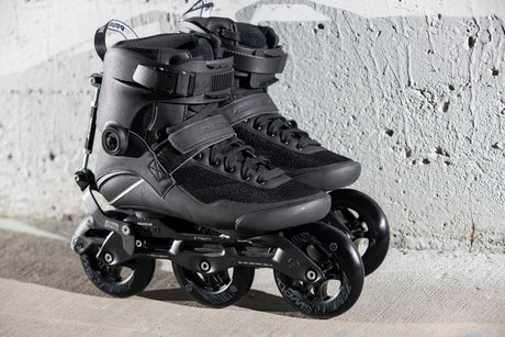 SKA510054 POWERSLIDE Swell 110 Triple Black Syncro Bremse | Trinity X | Fitness Inlineskates Inlineskates Skates Schuhe Liner Syncro Brake SimBrake Sim Brake Rollerblades Rollerskates Fitness Inlineskate Fitness Inlineskates Inlineskates Sport Inline Skates Rollerblades Urban Inline Skating Urban Inline Skating Freeskates Trainng Skates Strecken Skates Trinity Skates Einsteiger Beginner Inlineskates Inliner Fitness Inliner City Skates Fitness Inliner Sport Skates Sport Inliner Rollerblades Rollerblading Lör