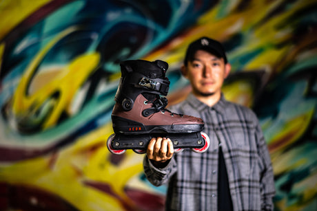 SKA710211 USD Aeon 72 Takeshi Pro 68 | Black Wine Red | Aggressive Inlineskates | Unibody | USD Aeon Achsen | Achsenset SkaMiDan Skateshop Weil am Rhein Rollerblades Aggressive Skates Stunt Skates Rollerblading Aggressive Inline Best Aggressive Skates 2021 Top Stunt Skates USD Aeon Skates USD Aeon 60 Inliner Sport Skates Sport Inliner Rollerblades Rollerblading Lörrach Freiburg Basel Inliner Skateschule und Skateshop Weil am Rhein SkaMiDan Deutschland Germany