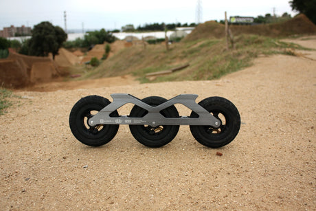 SKA800320_KIZER SUV 125 Offroad Frame Only 3x125mm 295mm UFS Offroad Off-road SUV Flat Frame Schiene Frame Skate Schiene Aggressive Antirocker Frame Flat Frame Freestyle Frame Aggressive Inlineskates Aggressive Skates aggro skates stunt skates rollerblades aeon skates usd aeon flat frame Stunt Skates Park Skates Aggro Trick Skating Skatepark Inline Skating Rollerblading Freizeitskates Freizeit Skating Inlinerfahren Inliner laufen Skating Rollerblades Inline Skateschule und Skateshop SkaMiDan Weil am Rhein D