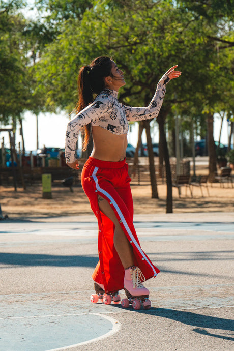 SKA810801 CHAYA Miyu Pink Leopard Roller Skates | Pinke Rollschuhe | Lifestyle Rollschuhe Skates Plates Roller Skates Skatepark Rollschuhe Chaya Quad Skates Aggressive Quad Skates Rollschuhe Stunt Rollschuhe Rollkunstlauf Rollschuhe Rollerskates Schwarze Rollschuhe Lifestyle Rollschuhe Roller Skating Quad Skating Skateschule und Skateshop Weil am Rhein SkaMiDan Lörrach Freiburg Basel Deutschland Germany