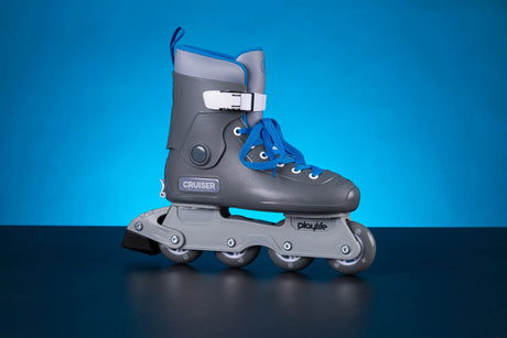 SKA880355 PLAYLIFE Cruiser Grey adj. | Grau | Kinder Inlineskates | Größenverstellbar | Größenverstellbar für Kinder Inlineskates Kinder Inliner Kids Skates Rollerblades Inlineskates für Kinder Junior Skates Verstellbare Skates Größenverstlelbare Inlineskates für Kinder Kinder Inliner Kids Inliner Kids Rollerblades Urban Inline Skating Urban Inline Skating Freeskates City Skates Fitness Inliner Sport Skates Sport Inliner Rollerblades Rollerblading Lörrach Freiburg Basel Inliner Skateschule und Skateshop Wei