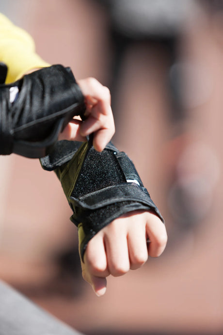 SKA903259 POWERSLIDE One Basic Kids Schoner Kinder Schützerset Inline Skating Inliner Skateschule und Skateshop Weil am Rhein SkaMiDan Protektoren für Kinder