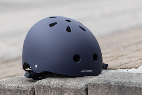 SKA903330 POWERSLIDE Allround Adventure Awesome Violet | Violett | Größenverstellbar | Kinder + Erwachsene | Stunt Skatehelm Skatehelm Kopf Rennhelm Fahrradhelm Radhelm Bike Helm Stunt Helm Skatehelm Stunt Skatehelm Größenverstellbar protectors skate helmet aggressive helmet wind helmet skatehelm surzhelm radhelm fahrradhelm sporthelm schutzhelm Skate Schützer Inliner Schützer Schutzausrüstung Fingerschutz Handschuhe inline skating inliner inlineksaten rollerbladen rollerskaten Inlineskates Rollerblades Fit