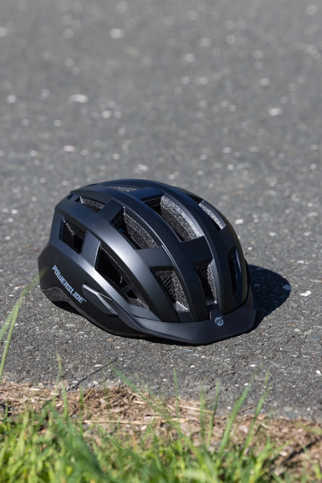 SKA903332 POWERSLIDE Fitness Classic Black | Schwarz | Größenverstellbar | Fitness Skatehelm Renn + Fitness Skatehelm Kopf Rennhelm Fahrradhelm Radhelm Bike Helm Stunt Helm Skatehelm Stunt Skatehelm Größenverstellbar protectors skate helmet aggressive helmet wind helmet skatehelm surzhelm radhelm fahrradhelm sporthelm schutzhelm Skate Schützer Inliner Schützer Schutzausrüstung Fingerschutz Handschuhe inline skating inliner inlineksaten rollerbladen rollerskaten Inlineskates Rollerblades Fitness Skates Slalo