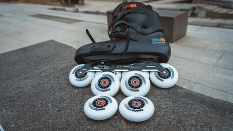 SKA905325 POWERSLIDE Spinner Wheels 80mm 88A White 4-Pack Inline Skating Freestyle Slalom Skating Inliner Skateschule und Skateshop Weil am Rhein SkaMiDan