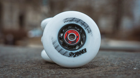 SKA905325 POWERSLIDE Spinner Wheels 80mm 88A White 4-Pack Inline Skating Freestyle Slalom Skating Inliner Skateschule und Skateshop Weil am Rhein SkaMiDan