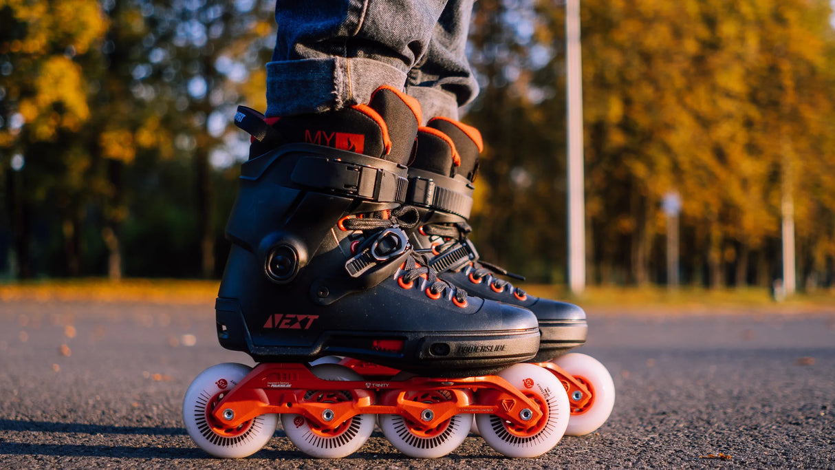 SKA908370 POWERSLIDE Next 80 Black Red Trinity X Urban Inlineskate Fitness Inlineskates Inlineskates Sport Inline Skates Rollerblades Urban Inline Skating Urban Inline Skating Freeskates Trainng Skates Strecken Skates Trinity Skates Einsteiger Beginner Inlineskates Inliner Fitness Inliner City Skates Fitness Inliner Sport Skates Sport Inliner Rollerblades Rollerblading Lörrach Freiburg Basel Inliner Skateschule und Skateshop Weil am Rhein SkaMiDan Deutschland Germany