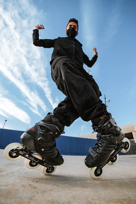 SKA908379 POWERSLIDE HC Evo Pro 90 Black 2021 Trinity X Freestyle Inlineskates Inlineskates Weiß Lila Freestyle Inline Skating Slalom Skating Slalom Schiene Best Freestyle Skate Slalom Skate Powerslide Hardcore Evo Pro 90 2021 Slalom Frame Freestyle Frame Schienen Frames Speed Inline Skating Urban Inlineskates Trinity Trinity X Powerslide Trinity Schienen Trinity Frames Urban Inline Skating Urban Inline Skating Freeskates City Skates Fitness Inliner Sport Skates Sport Inliner Rollerblades Rollerblading Lörr