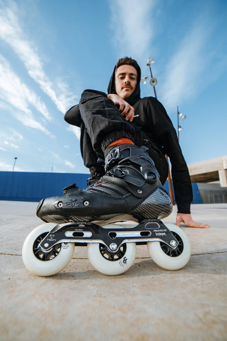 SKA908379 POWERSLIDE HC Evo Pro 90 Black 2021 Trinity X Freestyle Inlineskates Inlineskates Weiß Lila Freestyle Inline Skating Slalom Skating Slalom Schiene Best Freestyle Skate Slalom Skate Powerslide Hardcore Evo Pro 90 2021 Slalom Frame Freestyle Frame Schienen Frames Speed Inline Skating Urban Inlineskates Trinity Trinity X Powerslide Trinity Schienen Trinity Frames Urban Inline Skating Urban Inline Skating Freeskates City Skates Fitness Inliner Sport Skates Sport Inliner Rollerblades Rollerblading Lörr