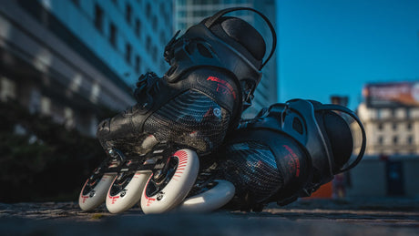 SKA908379 POWERSLIDE HC Evo Pro 90 Black 2021 Trinity X Freestyle Inlineskates Inlineskates Weiß Lila Freestyle Inline Skating Slalom Skating Slalom Schiene Best Freestyle Skate Slalom Skate Powerslide Hardcore Evo Pro 90 2021 Slalom Frame Freestyle Frame Schienen Frames Speed Inline Skating Urban Inlineskates Trinity Trinity X Powerslide Trinity Schienen Trinity Frames Urban Inline Skating Urban Inline Skating Freeskates City Skates Fitness Inliner Sport Skates Sport Inliner Rollerblades Rollerblading Lörr