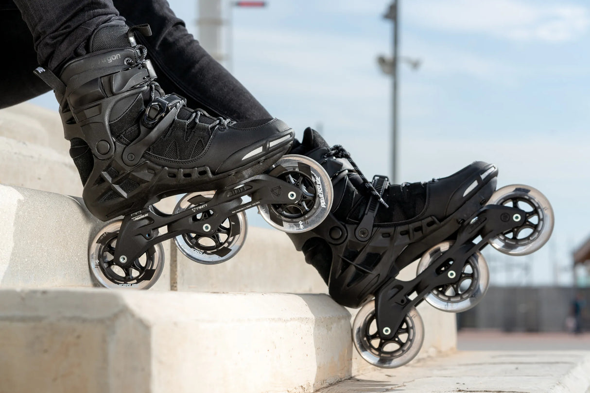 SKA940667 POWERSLIDE Phuzion Argon Black 100 | Trinity X | Fitness Inlineskates Fitness Inline Skating Rollerblading Freizeitskates Freizeit Skating Inlinerfahren Inliner laufen Skating Rollerblades Inline Skateschule und Skateshop SkaMiDan Weil am Rhein Deutschland Germany