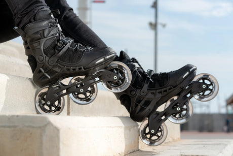 SKA940667 POWERSLIDE Phuzion Argon Black 100 | Trinity X | Fitness Inlineskates Fitness Inline Skating Rollerblading Freizeitskates Freizeit Skating Inlinerfahren Inliner laufen Skating Rollerblades Inline Skateschule und Skateshop SkaMiDan Weil am Rhein Deutschland Germany