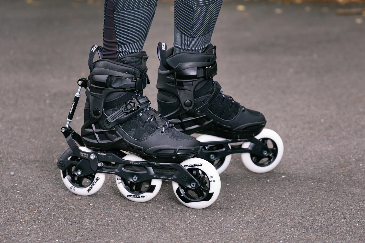 SKA940680 POWERSLIDE Phuzion Argon Syncro Black 110 | Trinity X | Fitness Inlineskates Trinity X Fitness Inlineskate Fitness Inlineskates Inlineskates Sport Inline Skates Rollerblades Urban Inline Skating Urban Inline Skating Freeskates Trainng Skates Strecken Skates Trinity Skates Einsteiger Beginner Inlineskates Inliner Fitness Inliner City Skates Fitness Inliner Sport Skates Sport Inliner Rollerblades Rollerblading Lörrach Freiburg Basel Inliner Skateschule und Skateshop Weil am Rhein SkaMiDan Deutschlan