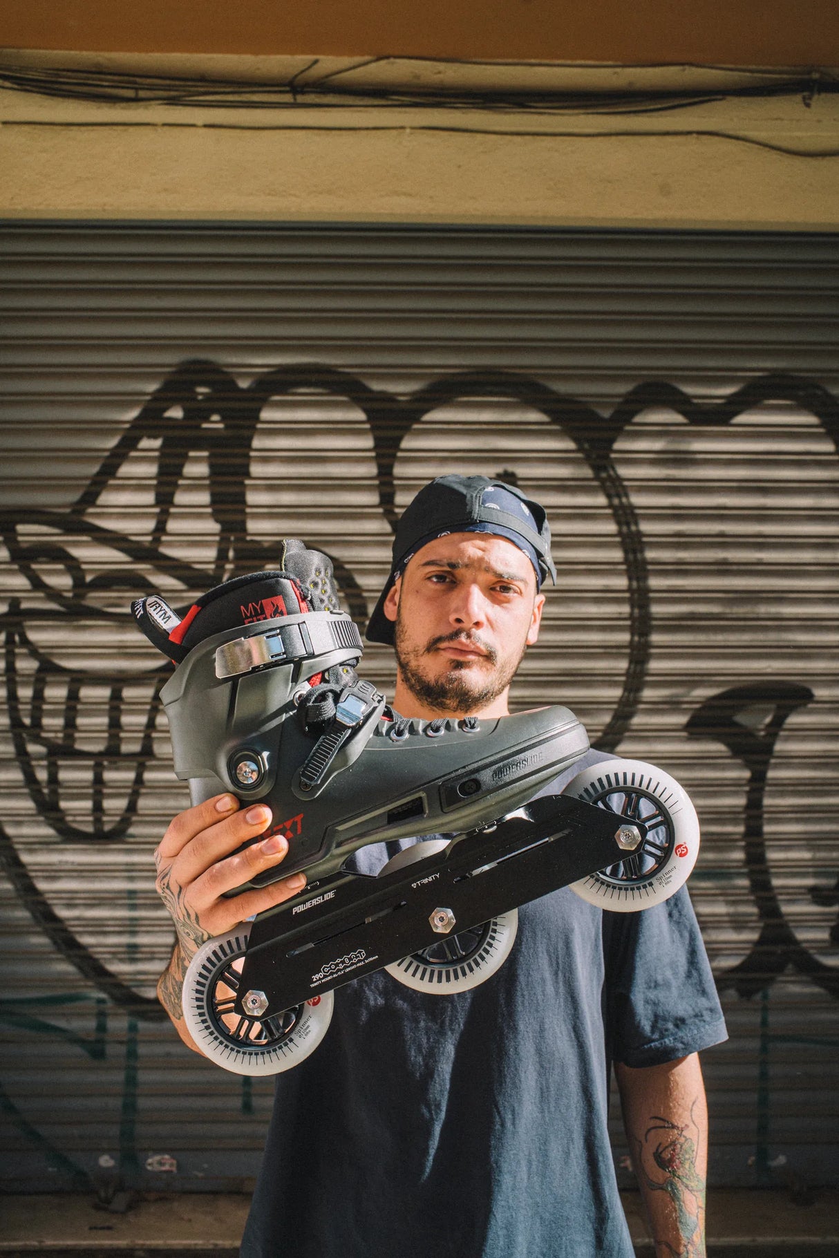 SKA908409 POWERSLIDE Next 110 Charcoal 2022 | Trinity X Combat Rocker | Urban Inlineskates Freestyle Inlineskates Free Skates Slalom Skates Freestyle Inlineskates Freestyle Rollerblades Slalom Blades Urban Inlineskates Freeskates Fitness Inlineskates Inlineskates Sport Inline Skates Rollerblades Urban Inline Skating Urban Inline Skating Freeskates Trainng Skates Strecken Skates Trinity Skates Einsteiger Beginner Inlineskates Inliner Fitness Inliner City Skates Fitness Inliner Sport Skates Sport Inliner Roll