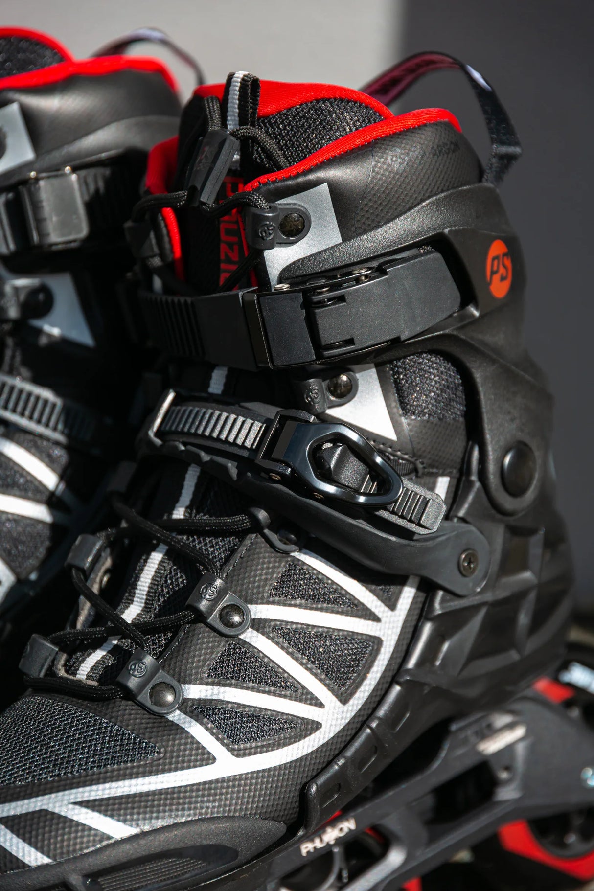 SKA940696 POWERSLIDE Phuzion Argon Scarlet 100 | Trinity X | Fitness Inlineskates Inlineskates Skates Schuhe Liner Syncro Brake SimBrake Sim Brake Rollerblades Rollerskates Fitness Inlineskate Fitness Inlineskates Inlineskates Sport Inline Skates Rollerblades Urban Inline Skating Urban Inline Skating Freeskates Trainng Skates Strecken Skates Trinity Skates Einsteiger Beginner Inlineskates Inliner Fitness Inliner City Skates Fitness Inliner Sport Skates Sport Inliner Rollerblades Rollerblading Lörrach Freibu