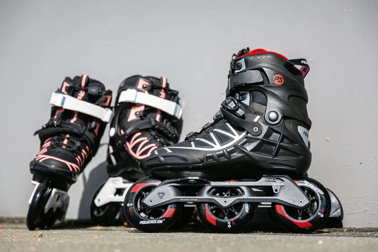 SKA940696 POWERSLIDE Phuzion Argon Scarlet 100 | Trinity X | Fitness Inlineskates Inlineskates Skates Schuhe Liner Syncro Brake SimBrake Sim Brake Rollerblades Rollerskates Fitness Inlineskate Fitness Inlineskates Inlineskates Sport Inline Skates Rollerblades Urban Inline Skating Urban Inline Skating Freeskates Trainng Skates Strecken Skates Trinity Skates Einsteiger Beginner Inlineskates Inliner Fitness Inliner City Skates Fitness Inliner Sport Skates Sport Inliner Rollerblades Rollerblading Lörrach Freibu