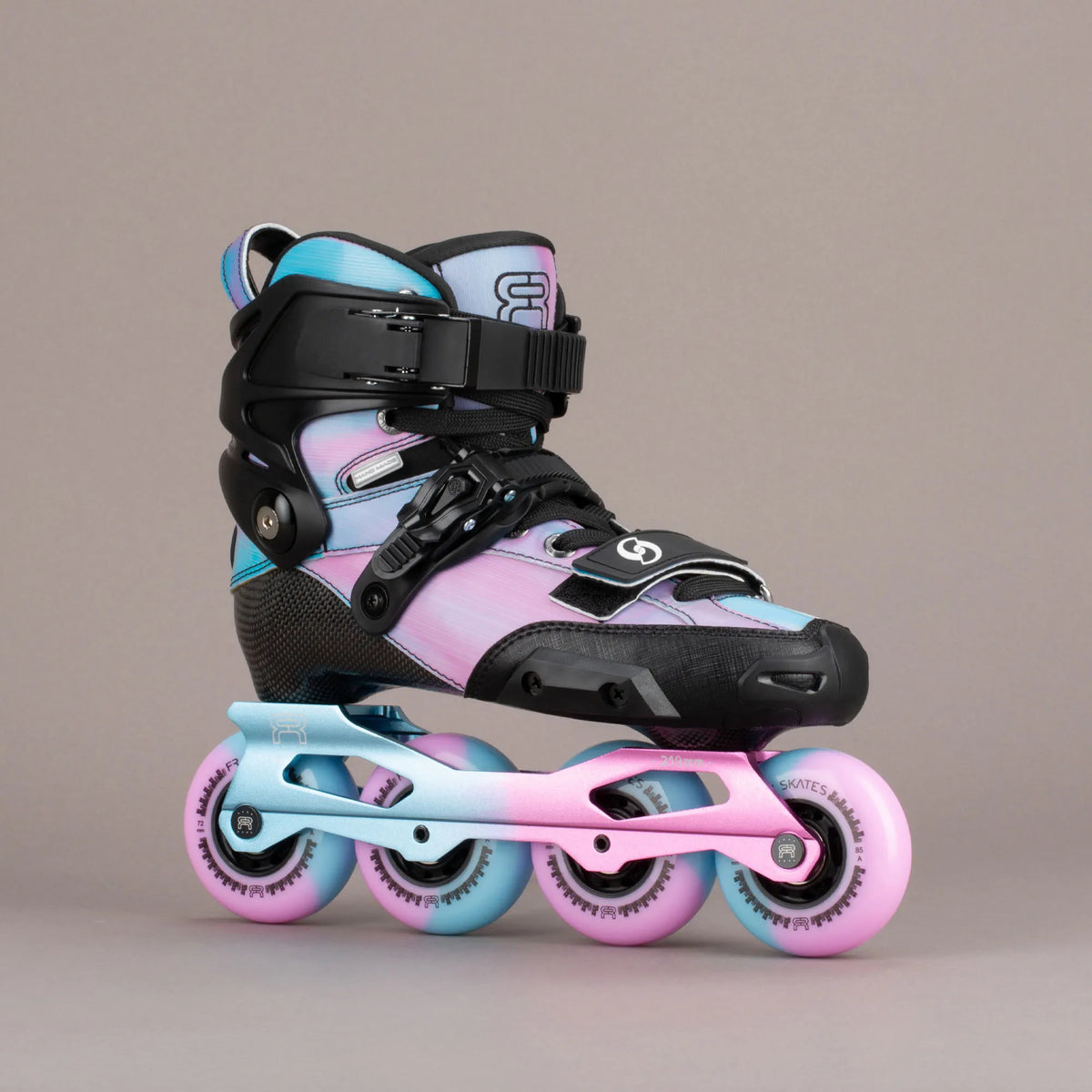 FR Skates FR Spin JI - Holo Blue | 3er Größen | High Performance Freestyle Slalom Inlineskates für Kinder & Jugendliche