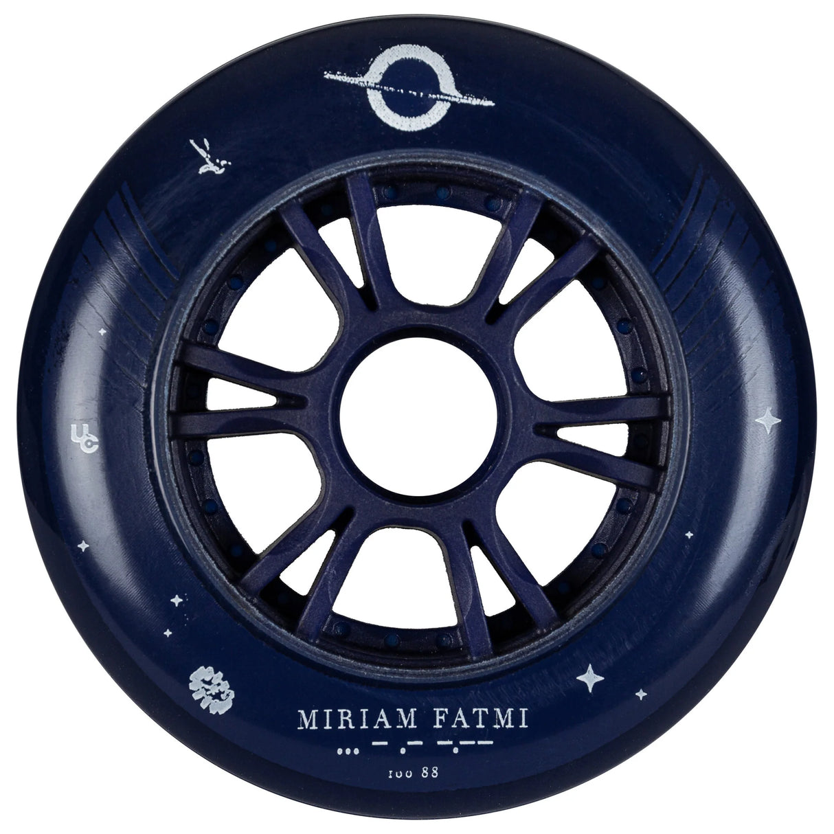 SKA406287 UNDERCOVER Miriam Fatmi Movie 100mm 88A Dark Blue | 6-Pack | Urban Inline Rollen Inline Rollen Urban Inline Rollen Edition Urban Inline Rollen Aggressive Inline Rollen Urban Inline Rollen Fitness Inline Rollen für Inliner Stuntrollen Rollerblades Rollerblading Aggressive Inline Skating Aggressive Inline Skating Rollerblading Blading Inline Skating Inliner Skateschule und Skateshop Weil am Rhein SkaMiDan Lörrach Freiburg Basel Deutschland Germany