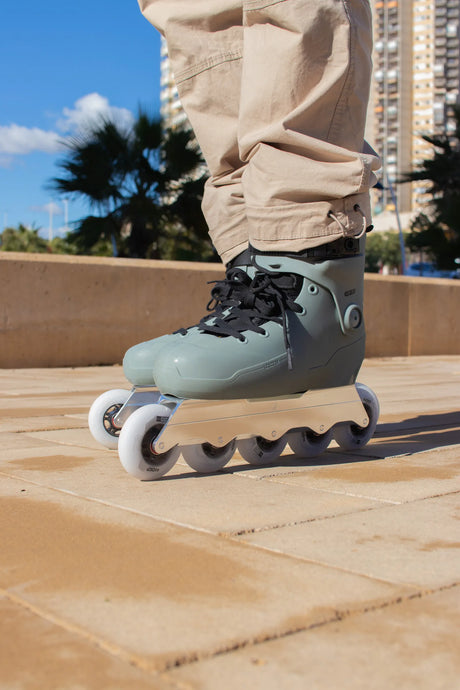 SKA10108 IQON ACT WZ Team Wizard Inlineskates White  5x 80mm UFS + Trinity + 165mm Dual Point Mounting | Urban Inlineskates Urban Inlineskate Wizard Skating Freestyle Skates Fitness Inlineskates Inlineskates Sport Inline Skates Rollerblades Urban Inline Skating Urban Inline Skating Freeskates Trainng Skates Strecken Skates Trinity Skates Einsteiger Beginner Inlineskates Inliner Fitness Inliner City Skates Fitness Inliner Sport Skates Sport Inliner Rollerblades Rollerblading Lörrach Freiburg Basel Inliner Sk